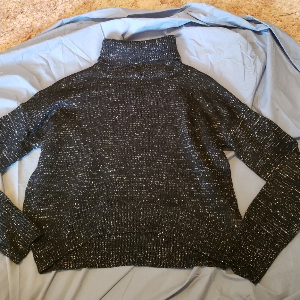 Crop top sweater black and silver